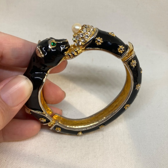 ICONIC Kenneth J Lane GOLD BLACK ENAMEL Panthère Bracelet / CUFF | Panther CUFF - Picture 1 of 11